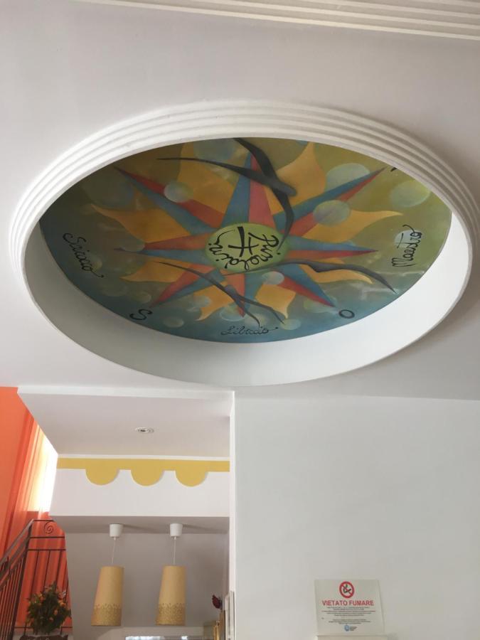 Hotel Villa Rinaldini Rimini Buitenkant foto