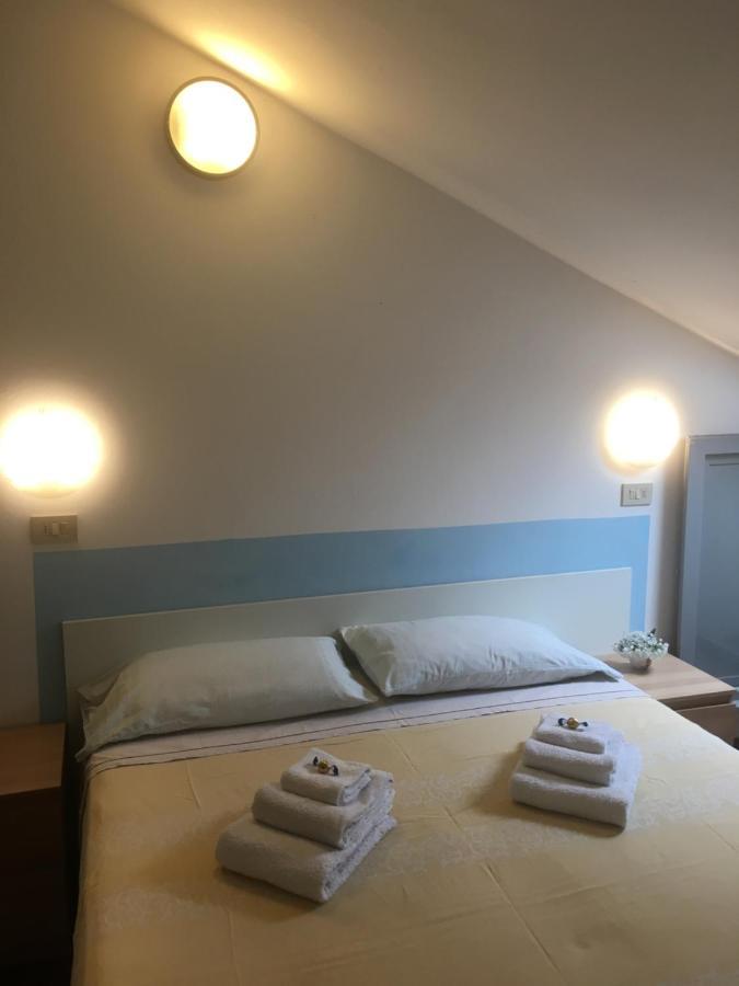 Hotel Villa Rinaldini Rimini Buitenkant foto